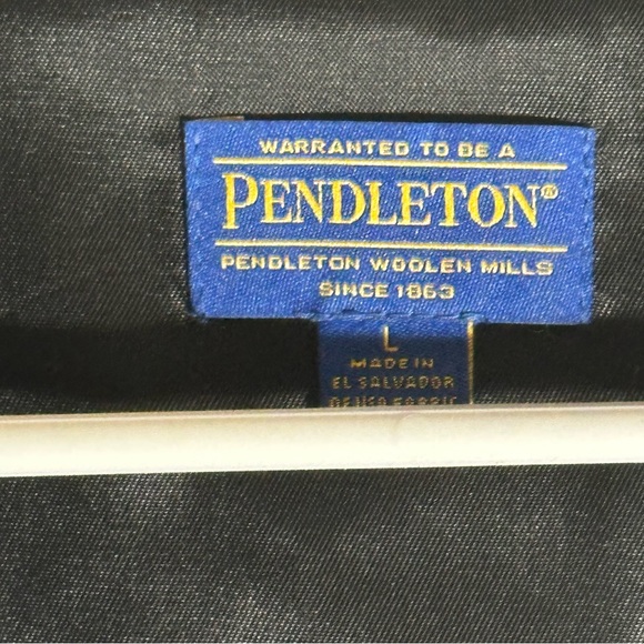 Pendleton Black Woolen Vest with Bronze Zip and Adjustable Belt - Picture 2 of 4